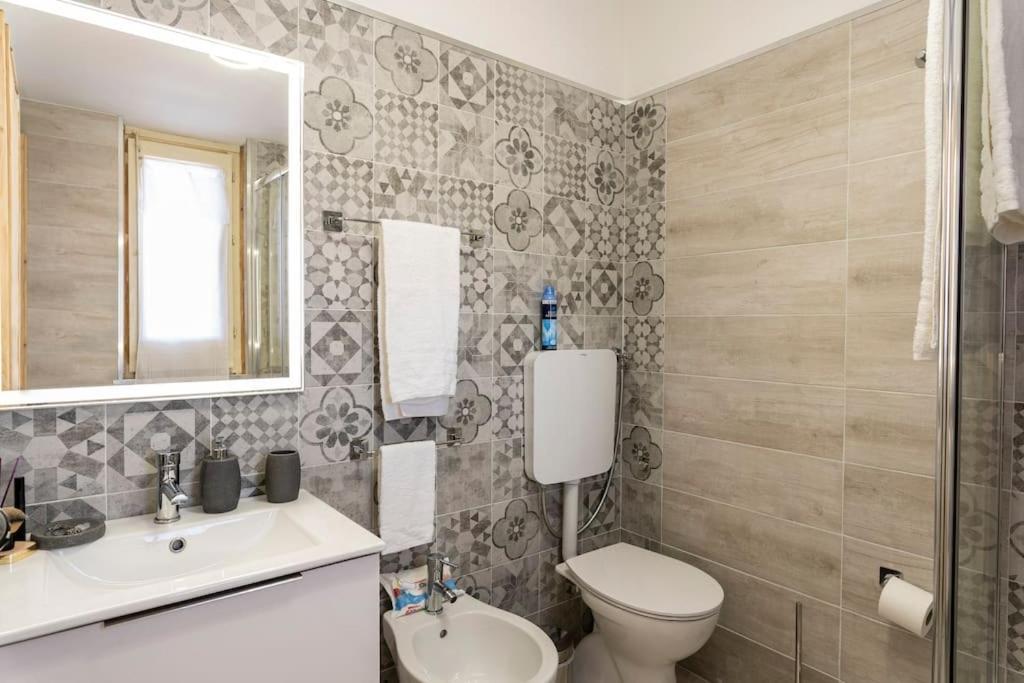 Rocca Politeama Attico Prestigioso Ed Eccitante. Apartment Palermo Bagian luar foto